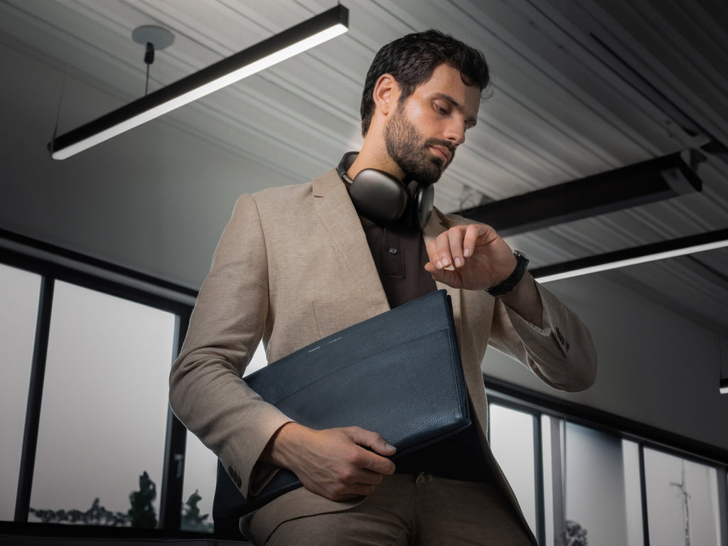 114 Leather Folio | Pebbled